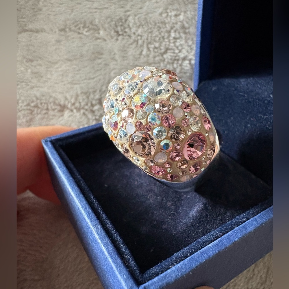 Swarovski Rose and Iridescent Crystal Dome Ring - Picture 2 of 4